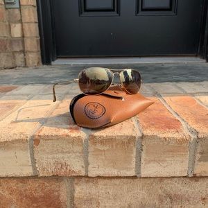 Ray-Ban Chromance Gold Aviator Sunglasses RB3562